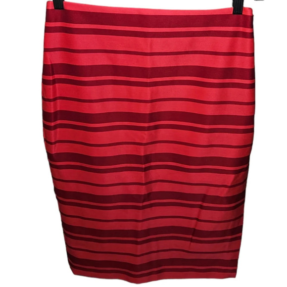 NWT Banana Republic Horizontal Stripe SIide Slit Pencil Skirt - Picture 1 of 3
